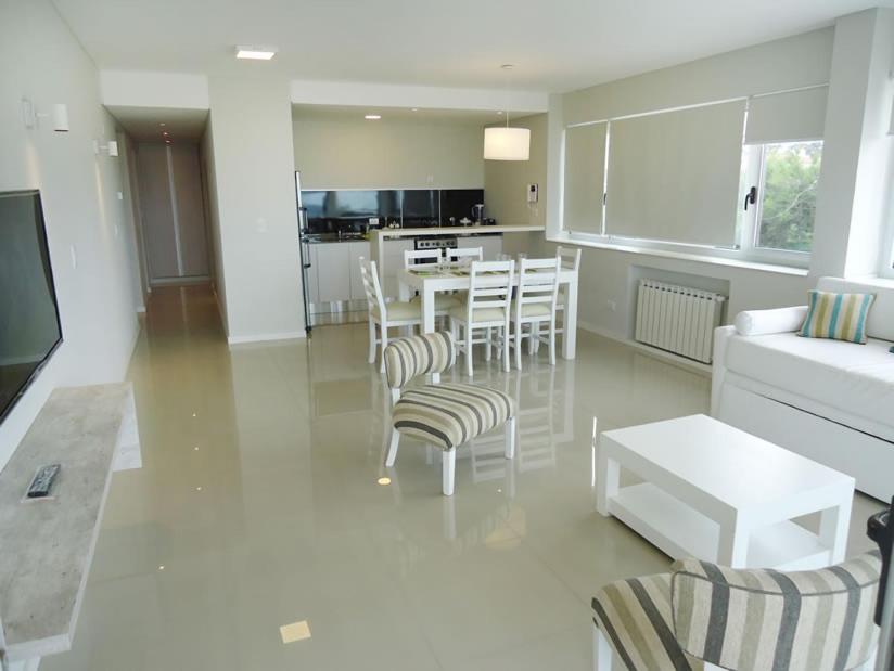 Hotel Tejas Rojas Villa Gesell Εξωτερικό φωτογραφία