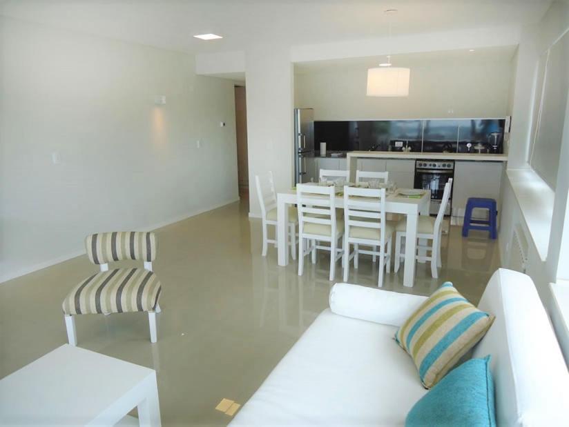Hotel Tejas Rojas Villa Gesell Εξωτερικό φωτογραφία