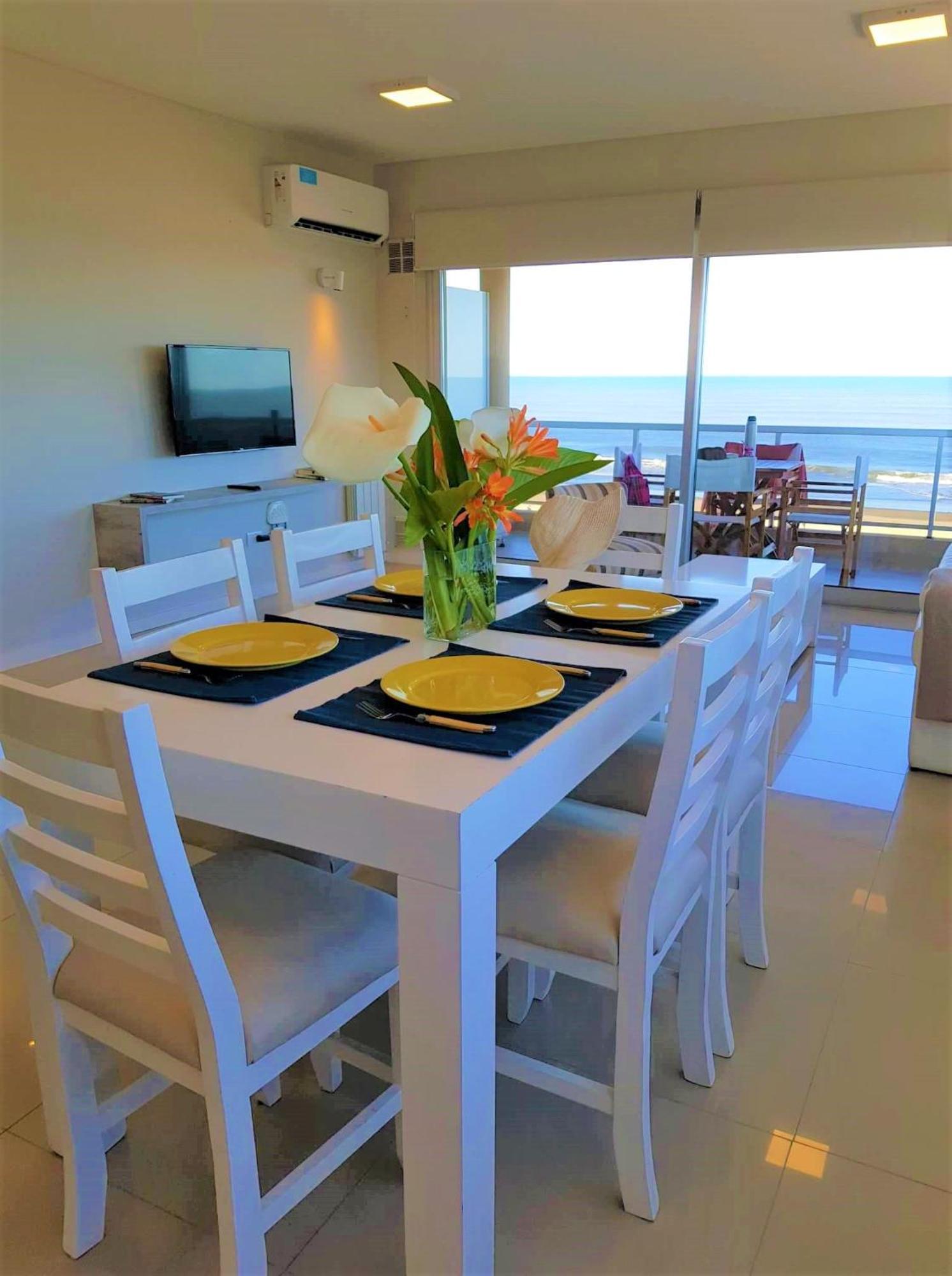 Hotel Tejas Rojas Villa Gesell Εξωτερικό φωτογραφία