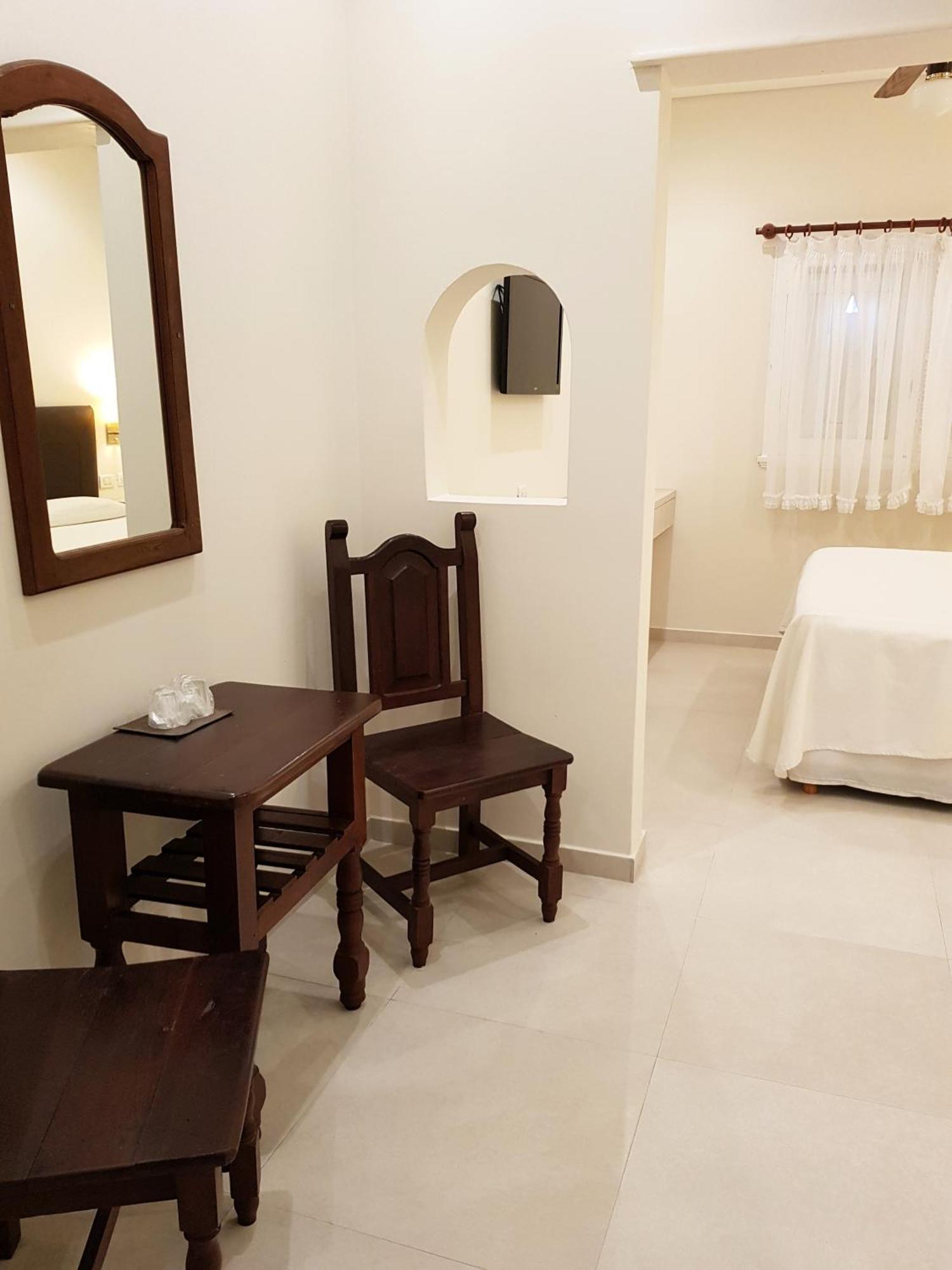 Hotel Tejas Rojas Villa Gesell Εξωτερικό φωτογραφία