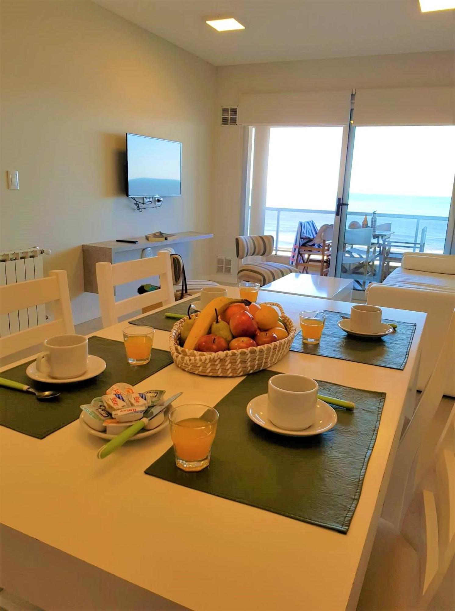 Hotel Tejas Rojas Villa Gesell Εξωτερικό φωτογραφία