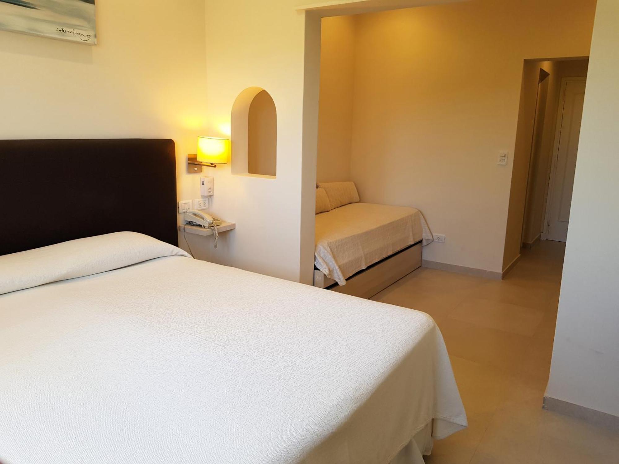 Hotel Tejas Rojas Villa Gesell Εξωτερικό φωτογραφία