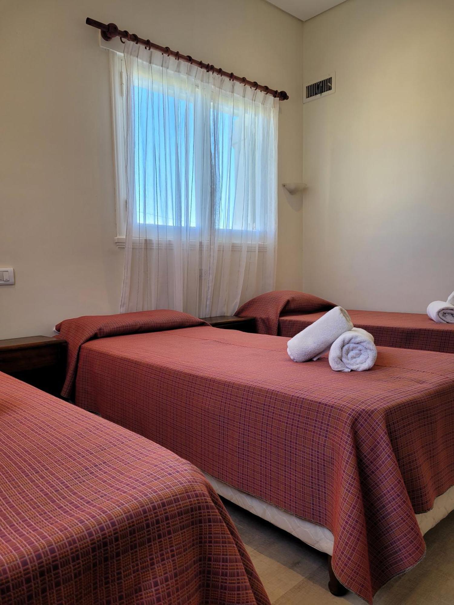 Hotel Tejas Rojas Villa Gesell Εξωτερικό φωτογραφία